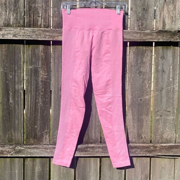 All in Motion Pink Seamless High Rise Leggings | M - Picture 2 of 6